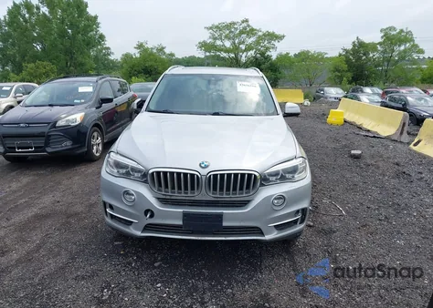 2015 BMW X5 xDrive50I z USA, uszkodzony, nr VIN 5UXKR6C52F0J76581